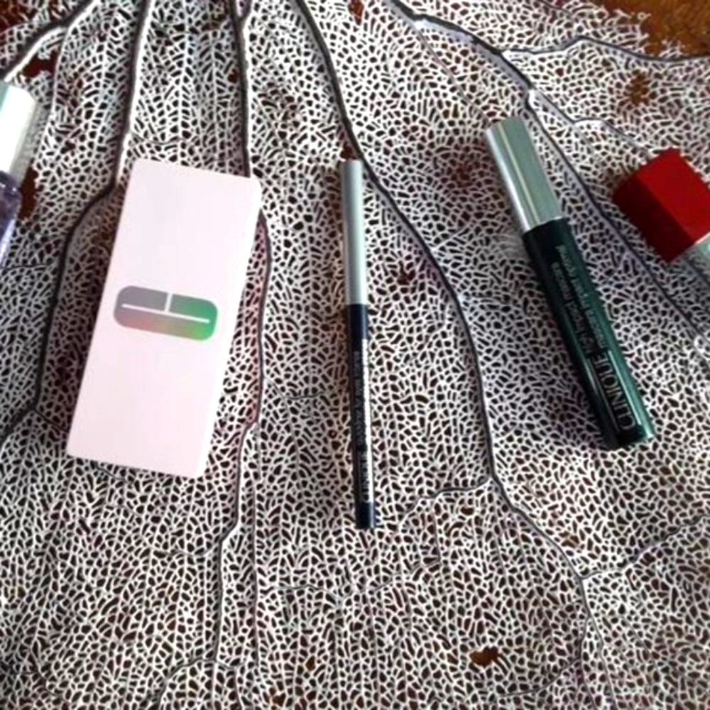 New Merry & Bright Bundle Of 5